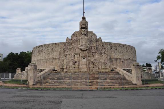 Monumento Nacional, no final do Paseo Montejo, em Mérida, no sul do México